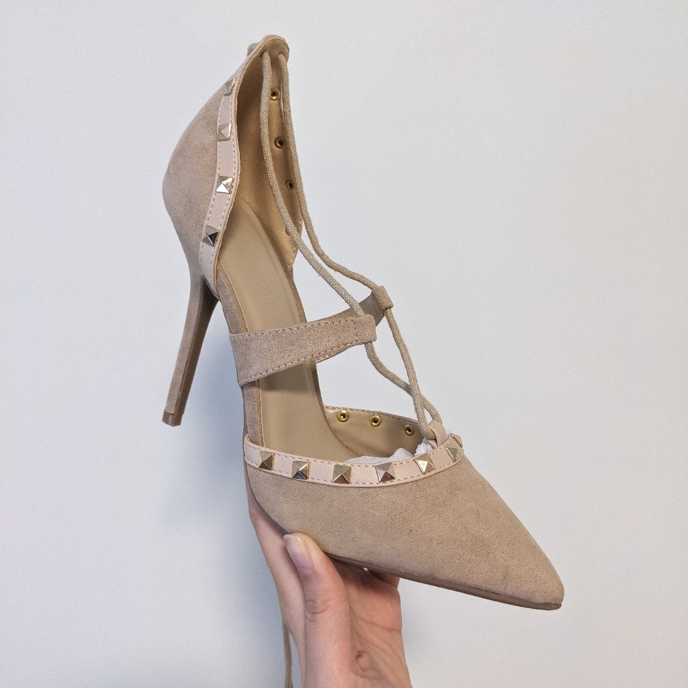 xxSOLDxx Nude studded heels